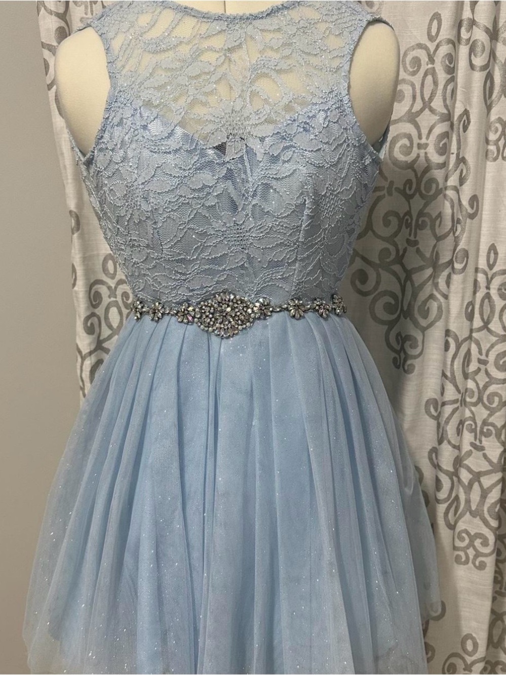 B Darlin semi formal dress